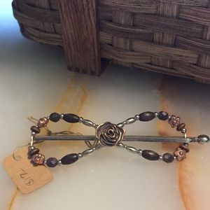 Beautiful Lilla Rose rose gold silver large